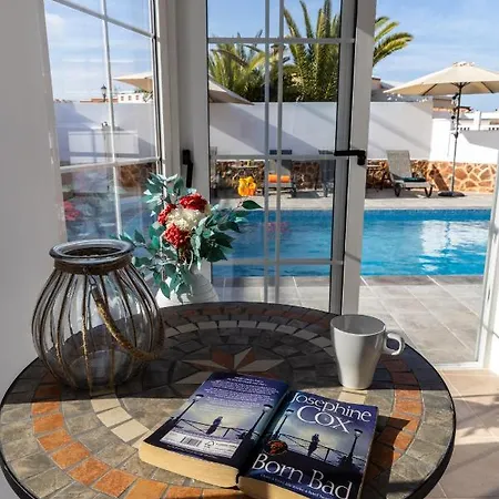 Perfect For Family Holidays With Private Pool, Near And Golf- Ashley Costa De Antigua